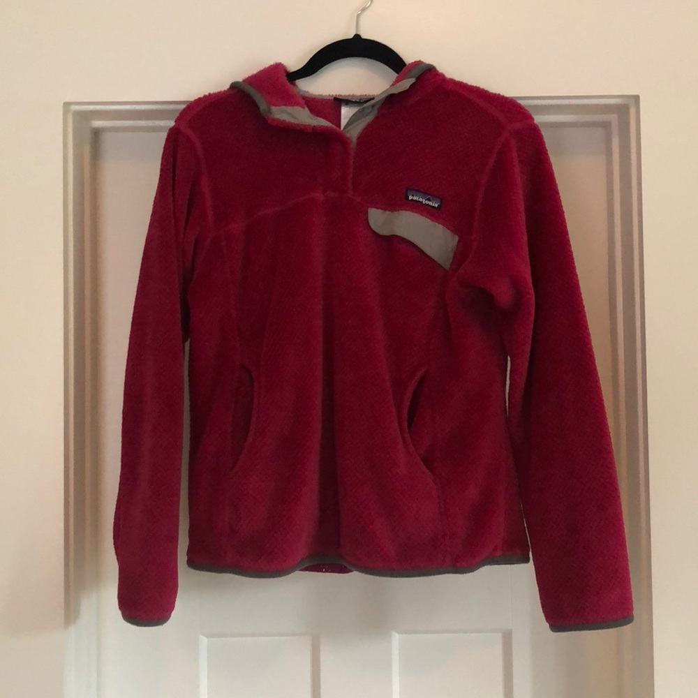 Patagonia pink fleece